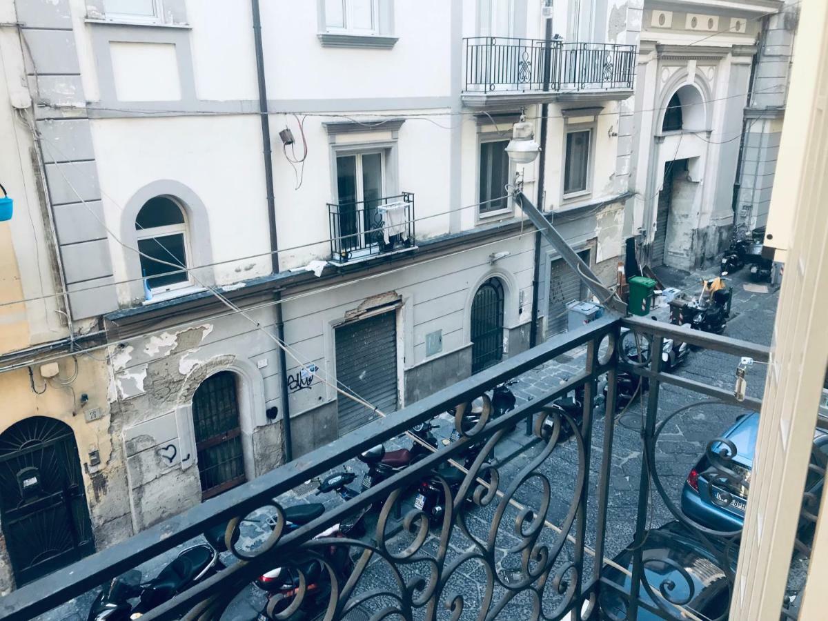 Bb Suonno - A 2 Passi Dalla Storia Naples Exterior photo